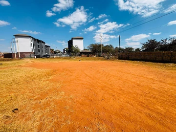 Commercial & Industrial Land