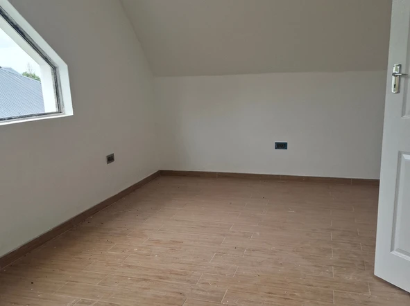 3 Bedroom Garden Flat
