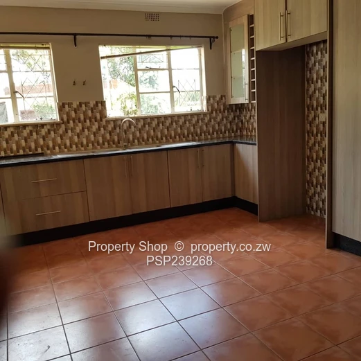 Family Home in A Leafy Suburb!