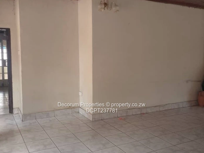 Spacious 4-Bedroom House for Rent in Vainona, Harare North