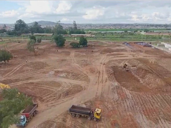 Commercial & Industrial Land