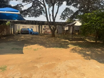 7 Bedroom House