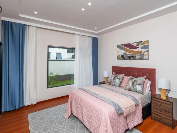 5 Bedroom Townhouse Complex