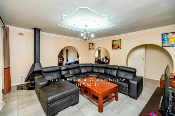 Spacious 4-Bedroom Home For Sale In Knowe Phase 2, Norton