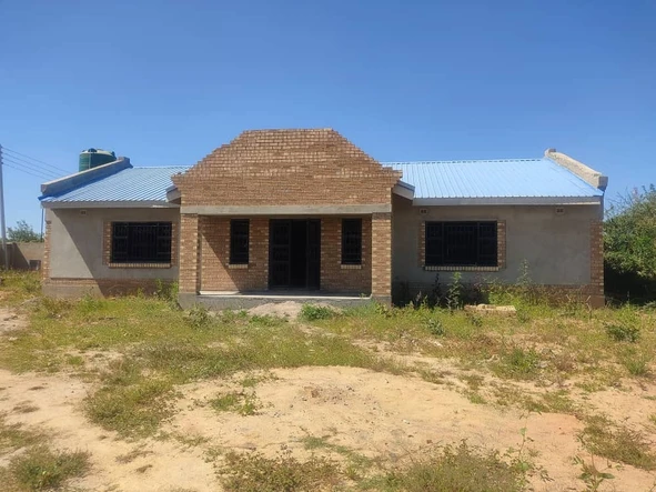 Commercial & Industrial Land