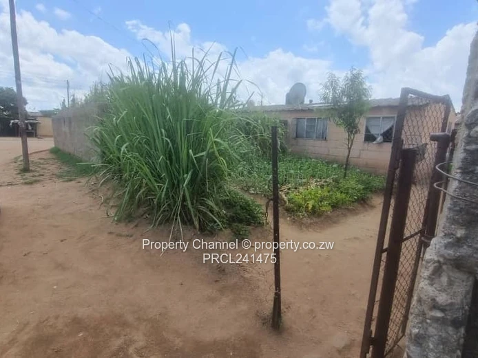 Core House in New Mabvuku, Harare South -  Council Cession no Deeds