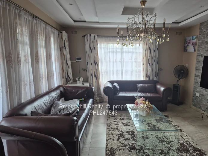 Secure 4-Bed Granary Park Home — Borehole, Garage & Paved Yard