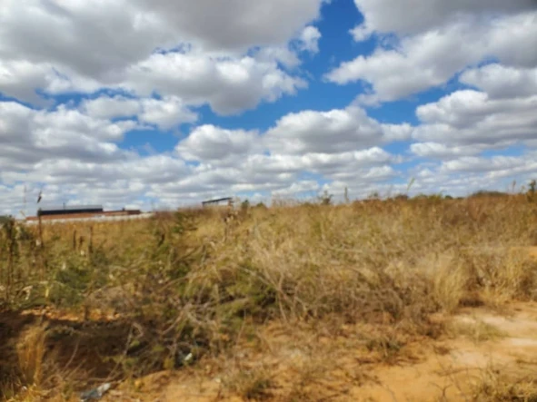 **Prime 7000 m² Commercial Land in Chitungwiza don’t Miss Out!**