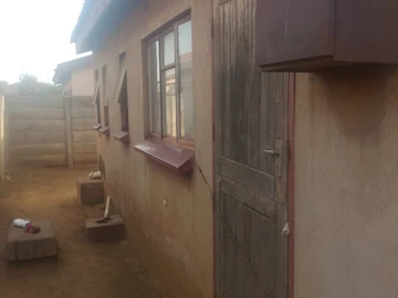 2 Bedroom House