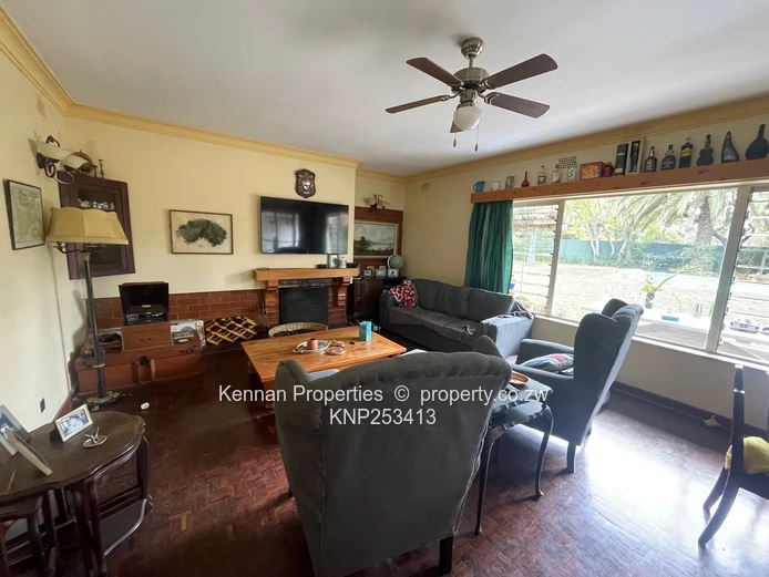 PARTIALLY FURNISHED - comes with gardener (Sole Mandate)