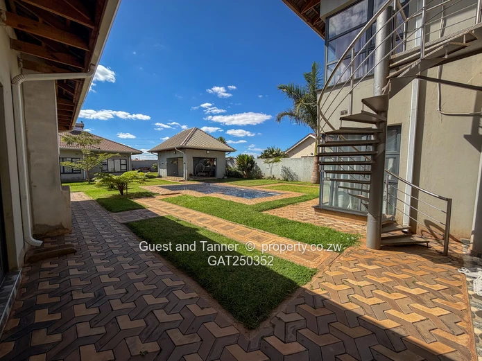 6-Bed House For Sale In Mount Pleasant Heights 