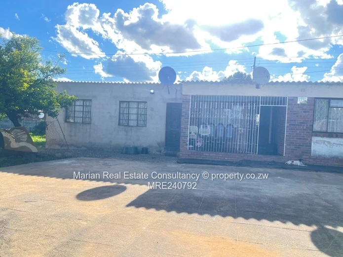 3 Bedroom Home Duplex, Nketa 8 FOR SALE