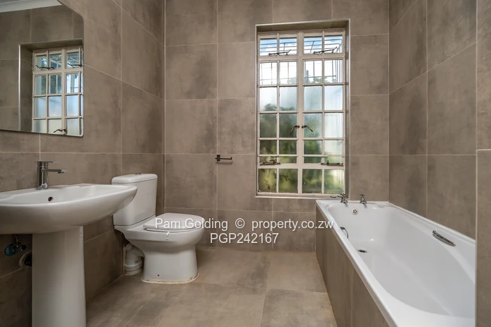 Garden Flat For Rent In Avondale 