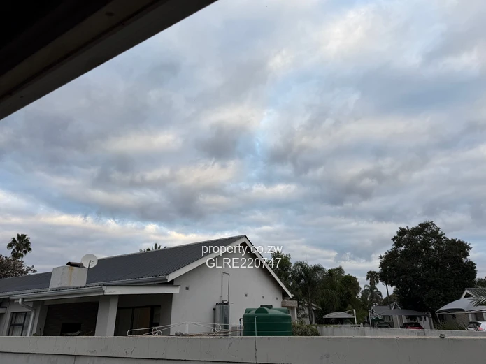 Newlands Fully Furnished To Let