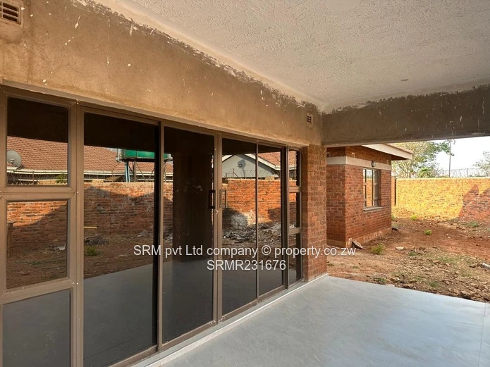 Spacious newly built home to let in Madokero 