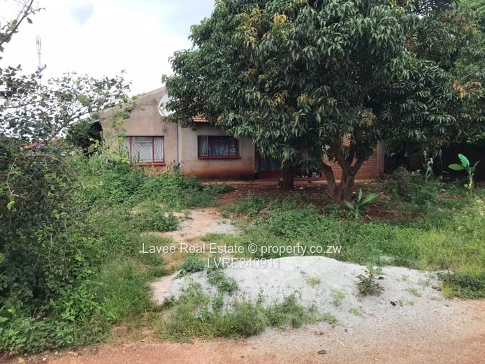 Space, Serenity, and Suburban Bliss on 3,100sqm in Mount Pleasant Heights