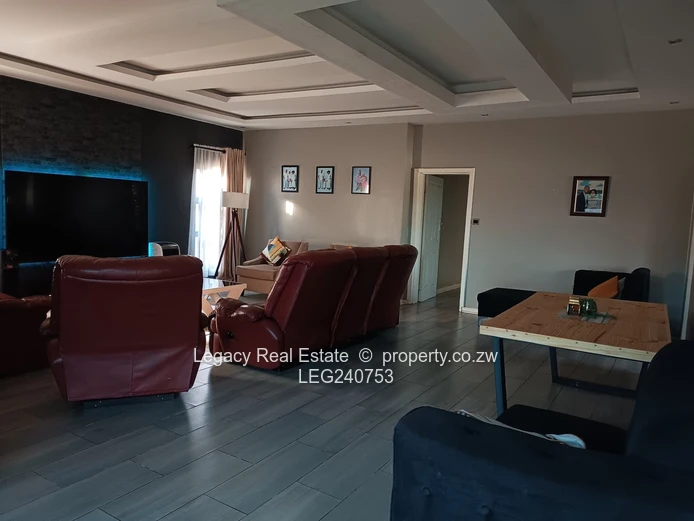 3 bedroomed cluster for rent in Bluffhill