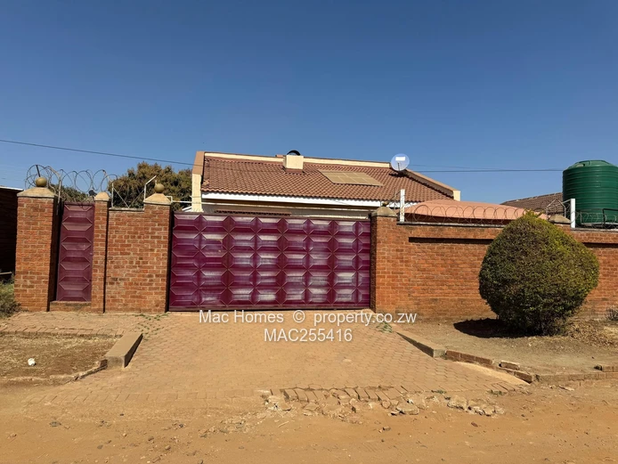 3-Bedroom House For Sale – Bloomingdale