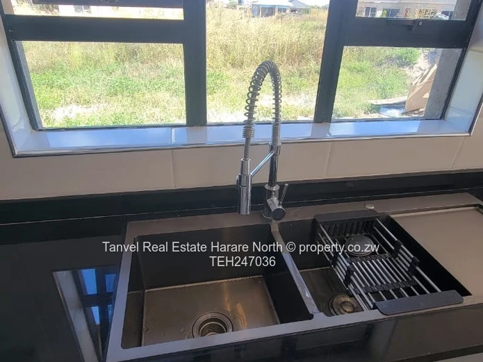 Available for Rental immediately in Graylands Estate is this state of the art 3 bedrooms house with 