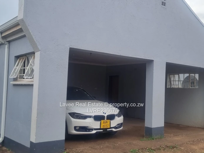 Bluffhill Pamvura sunset cluster house for sale 