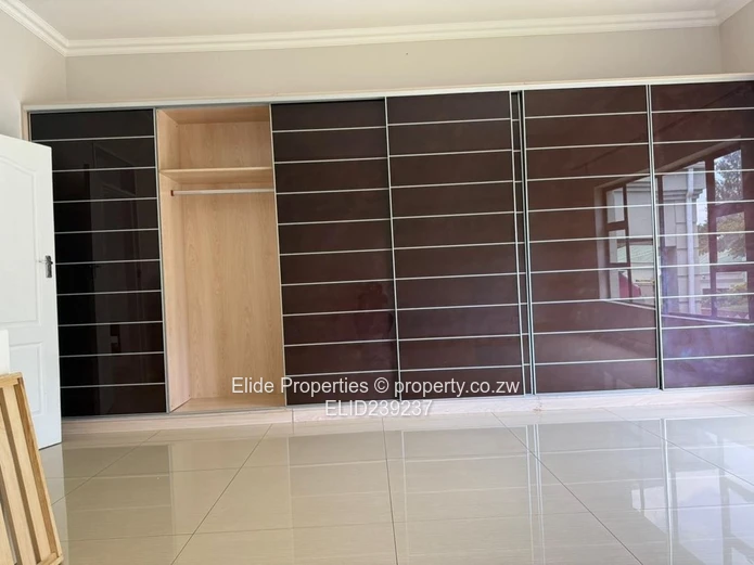 Greystone Park 3 bedroomed townhouse rent (Sole Mandate)