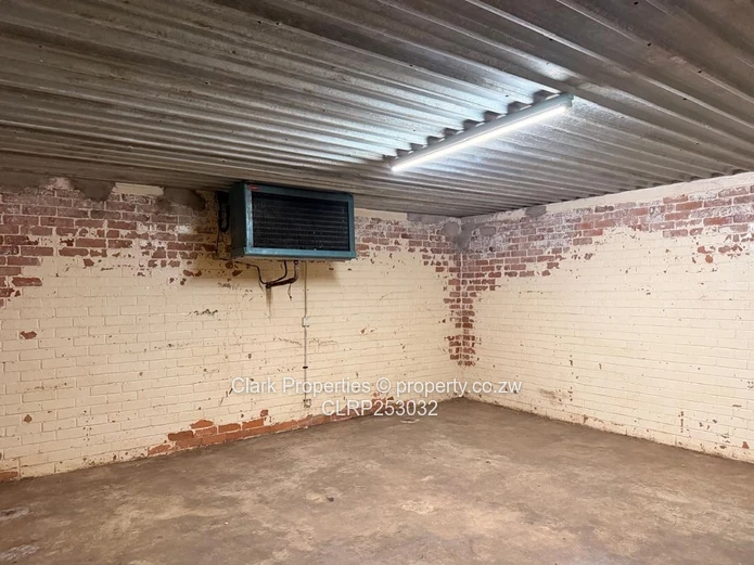 Industrial & Commercial Property For Sale