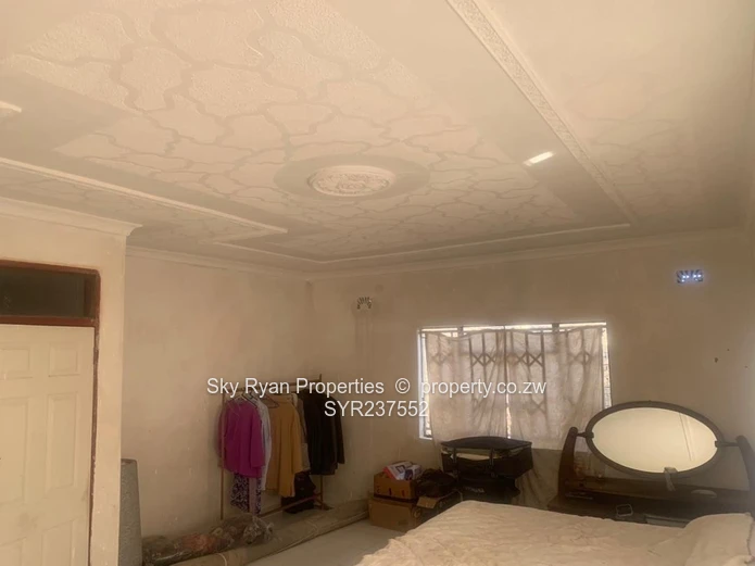 Chitungwiza Unit J House For Sale 