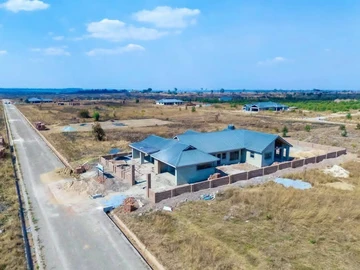 Stands & Residential Land