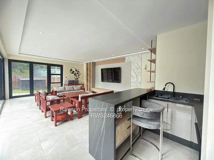 Prestigious Glen Lorne Contemporary Residence