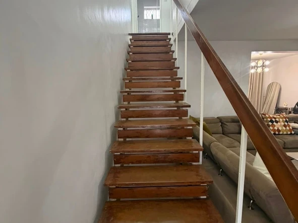 2 Bedroom Flat & Apartment