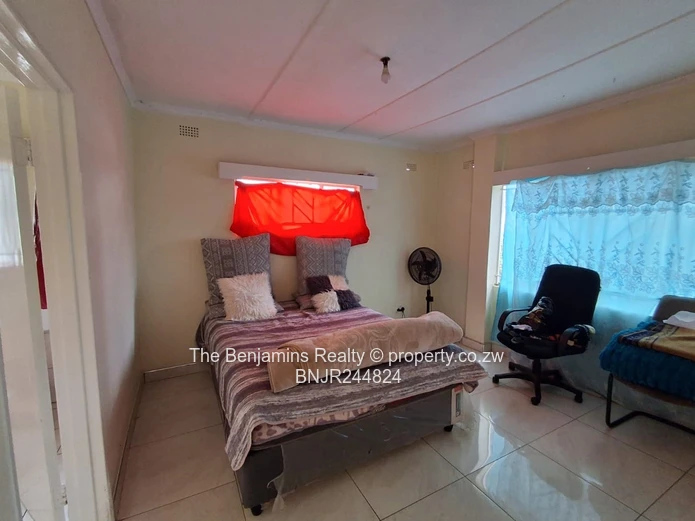 Budiriro 4 – Neat Home for Sale