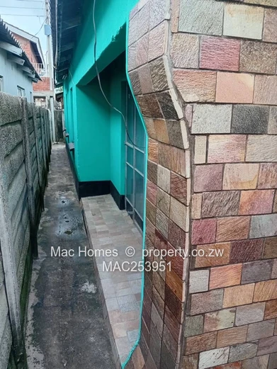 5 bedroom house for sale in unit A extension 