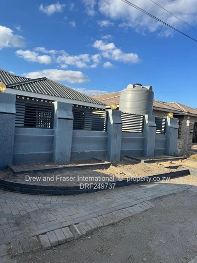 Modern 4-Bed Home in Mabvazuva, Ruwa – Borehole & Tank
