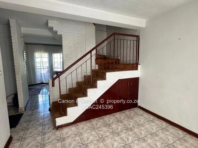 Neat 2 beds to let shared 