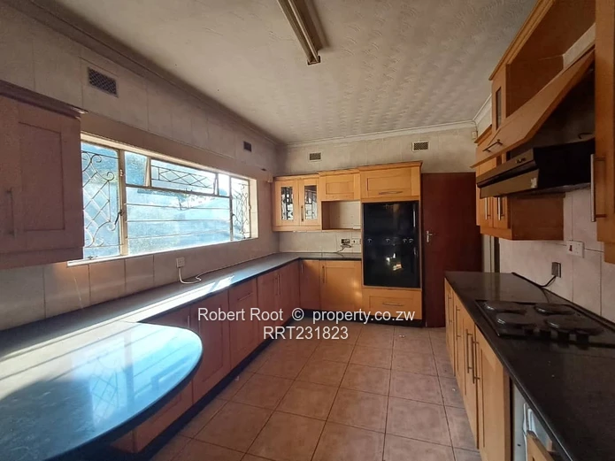 Ideal office space with Harare Drive frontage!