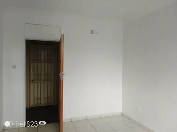 Flat & Apartment