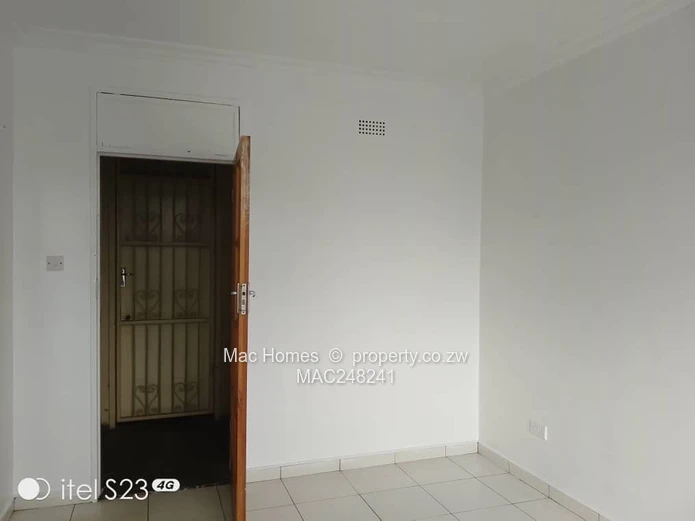 1-Bedroom Flat, Trecarrel Court,