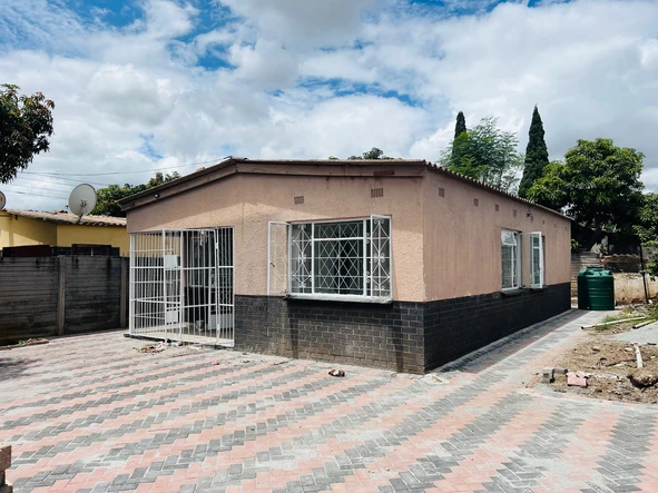 Kambuzuma House To Let