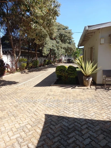 Eastlea Office for rent