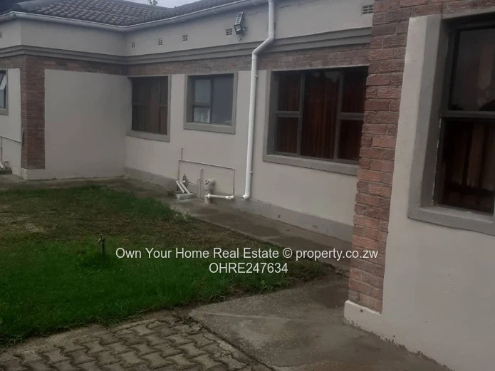 Borrowdale Pomona 4beds 