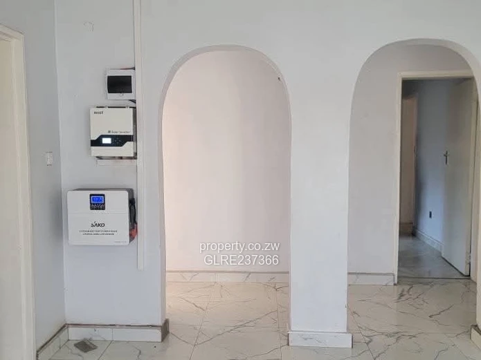 NEW BLUFFHILL ,WESTGATE Neat n spacious 3beds FULLHOUSE To Let