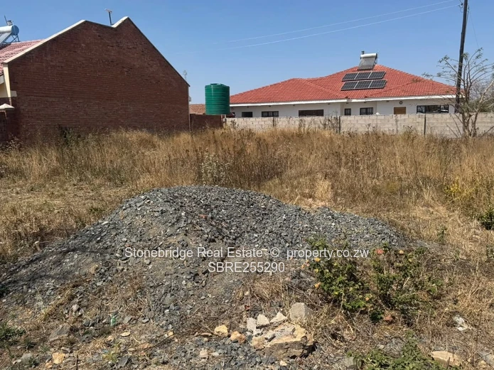 TOWNHOUSE STAND FOR SALE – LOCHVIEW, BULAWAYO $22k