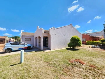 3 Bedroom Garden Flat