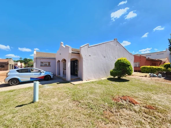 3 Bedroom Garden Flat