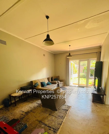 Golden Oldie Family home with Cottage (Sole Mandate)