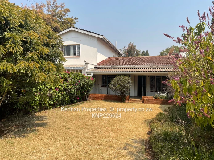 Neat Garden Flat In Quiet Complex