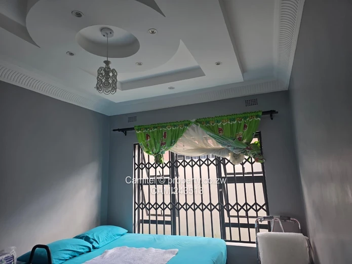 Spacious 3-bed Family Home in Mabvazuva — Double Garage & Water Tank