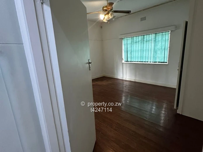 Eastlea 3 bedroomed house for sale 