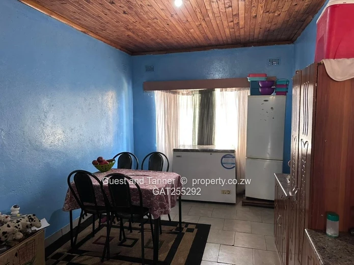 PROPERTY FOR SALE: Chikanga Phase 2 , Mutare 