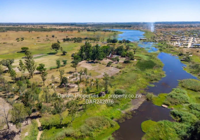 Waterfront Agricultural Land With Several Development Options 